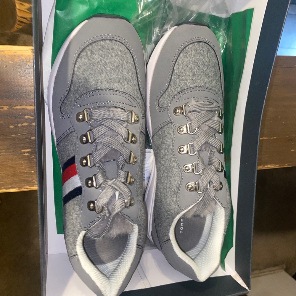 Tommy Hilfiger Sneaker.